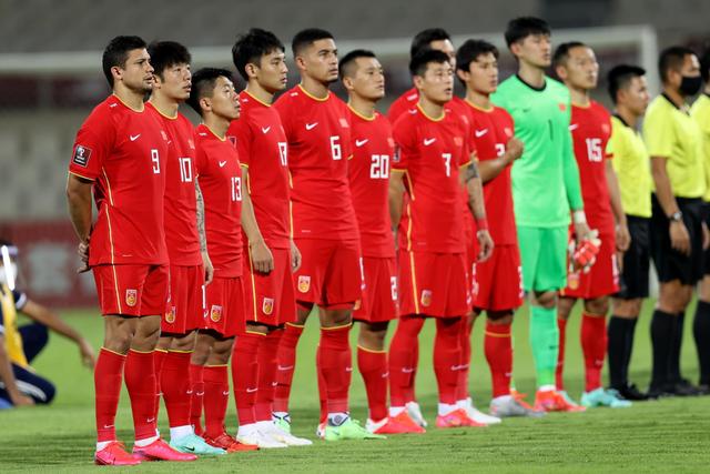 英格兰半场0-1民主刚果数据：射门8-3 射正4-1 预期进球1.31-0.69